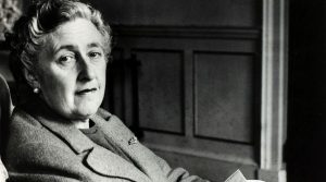 Tìm hiểu sơ bộ về nữ tác giả Agatha Christie